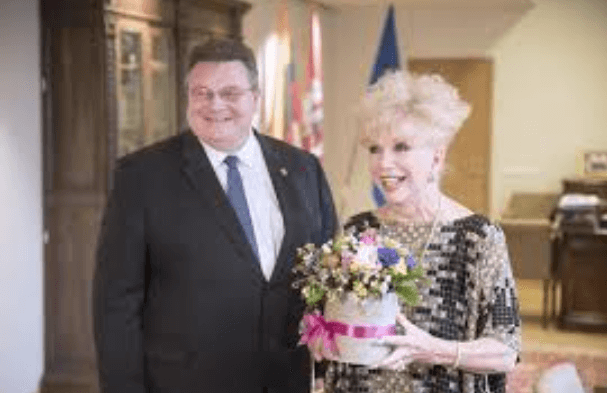 Ruta Lee Net Worth 2020