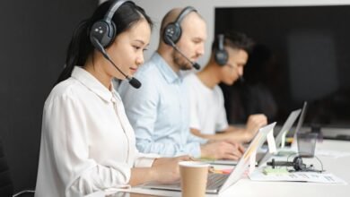 business support hotline available